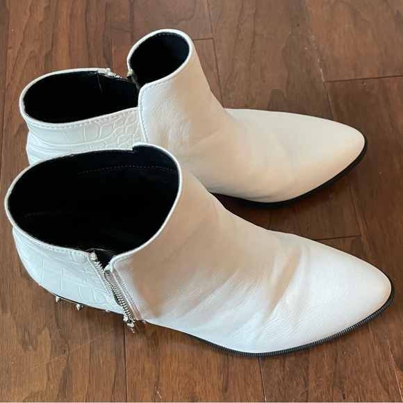 Circus by Sam Edelman white booties size 9 like new - Picture 4 of 11